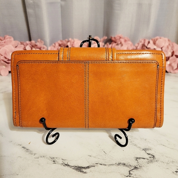 HOBO Burnt Orange Leather Wallet w/Black Contrast Stitching & Wanderlust Lining - Picture 6 of 8